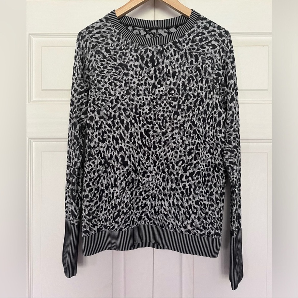 Lululemon Rest Less Pullover in Particolour Black / Alpine White 10